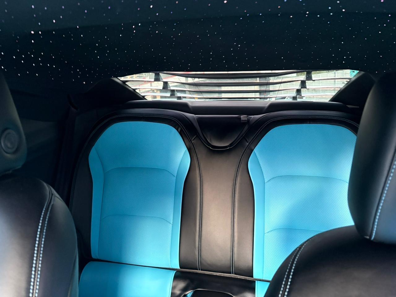 
								Cheverolet CamaroZL1 full									