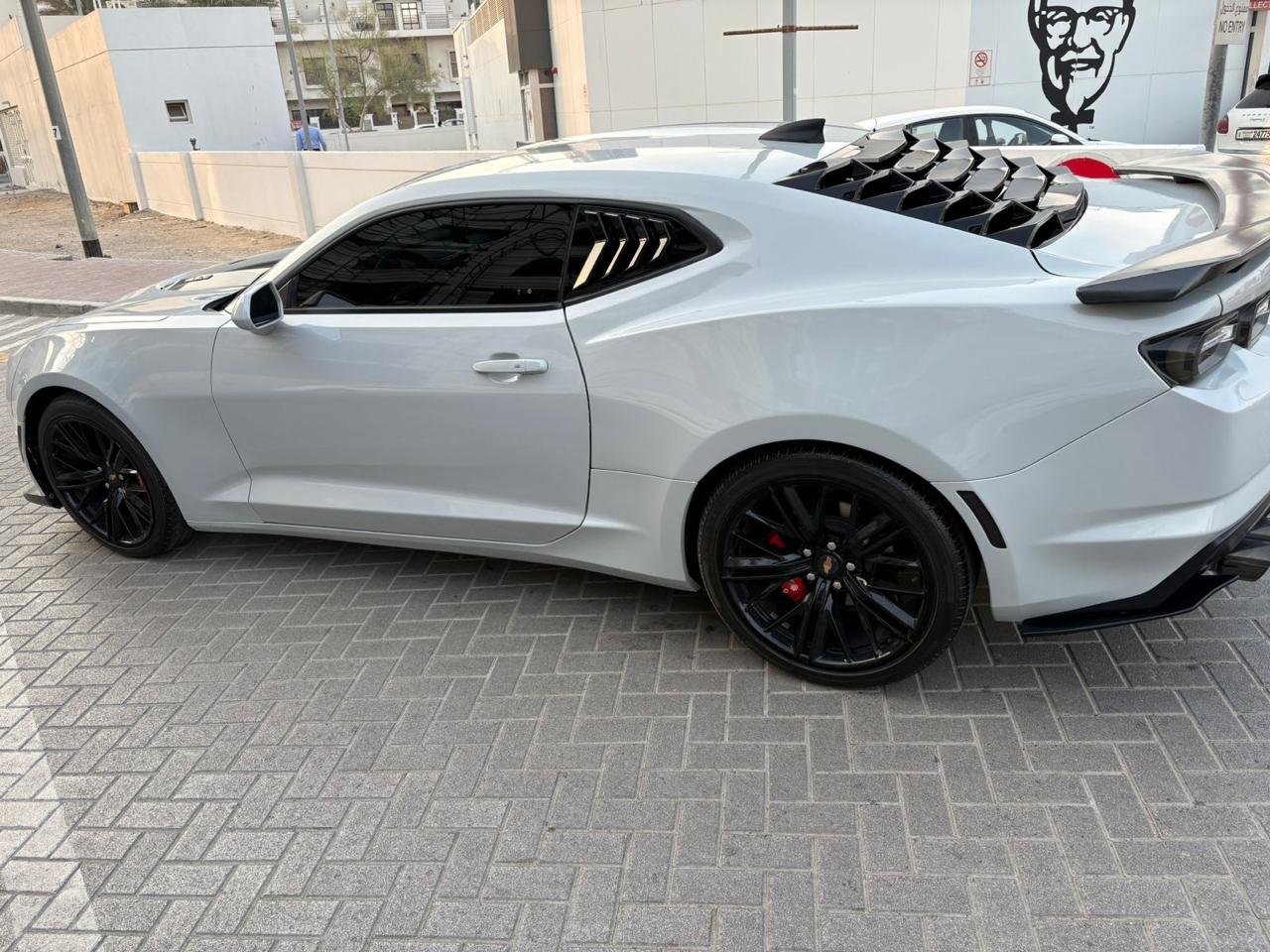 
								Cheverolet CamaroZL1 full									