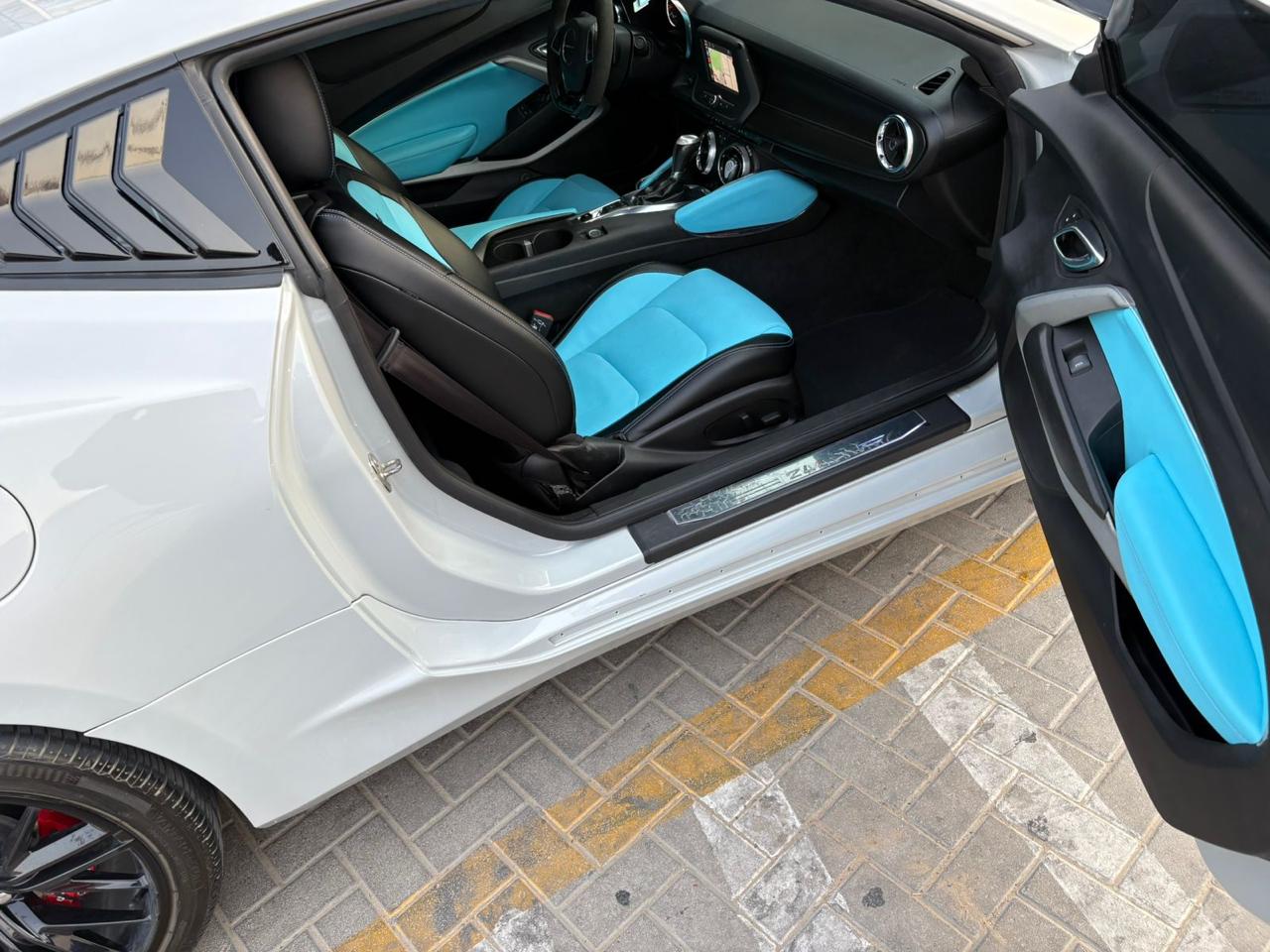 
								Cheverolet CamaroZL1 full									