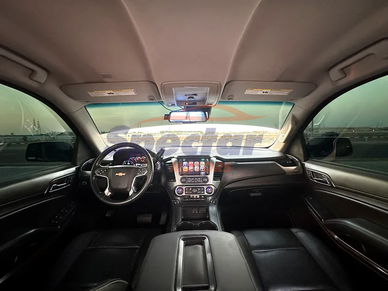 
								Chevrolet Suburban LT full									