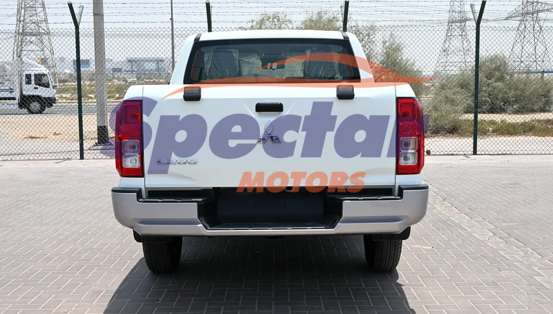 
								Mitsubishi L200 Double Cab GL full									