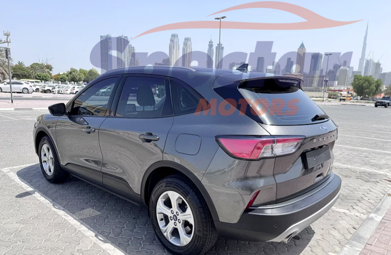 
								Ford Escape Trend full									