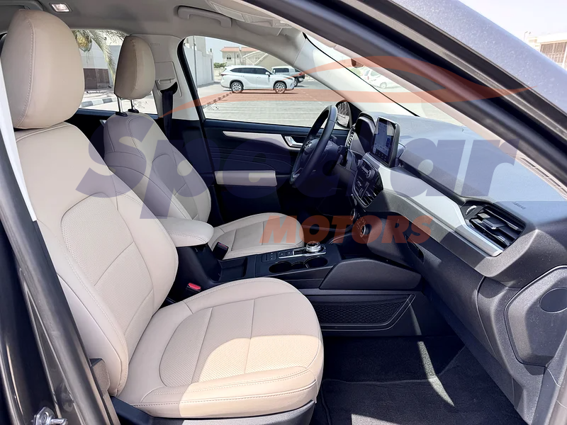 
								Ford Escape Trend full									