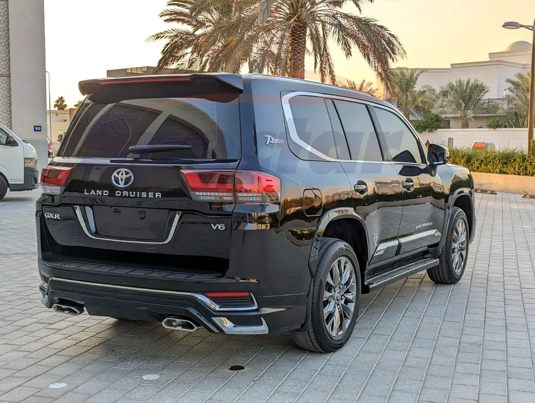 
								Toyota Land Cruiser GXR TOP full									