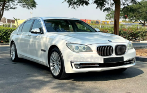 BMW 7-Series 730i Exclusive
