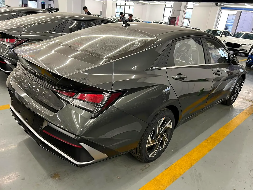 
								Hyundai Elantra GLX Elite full									