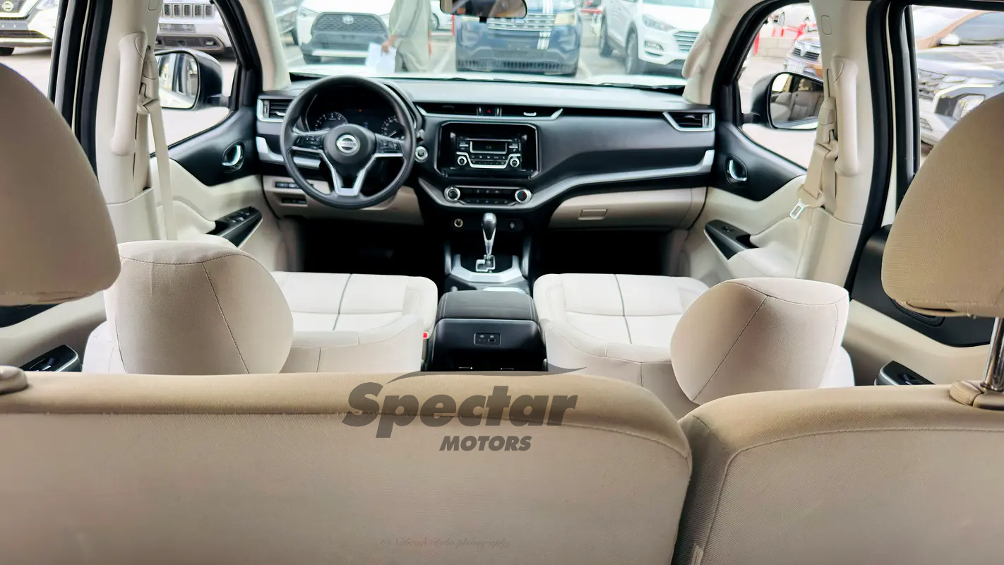 
								Nissan Xterra SE full									