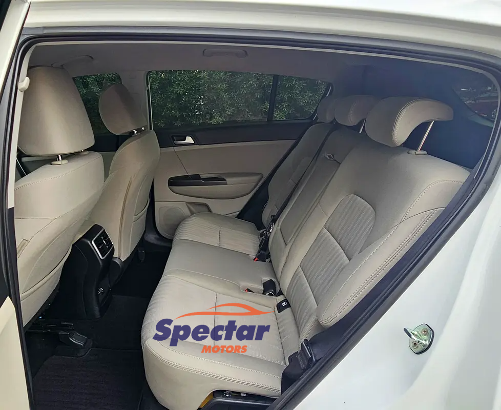 
								Kia Sportage X-Line AWD full									