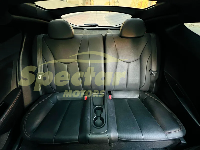 
								Hyundai Veloster Turbo full									