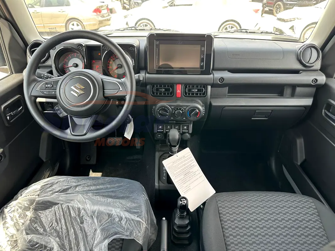 
								Suzuki Jimny GL full									