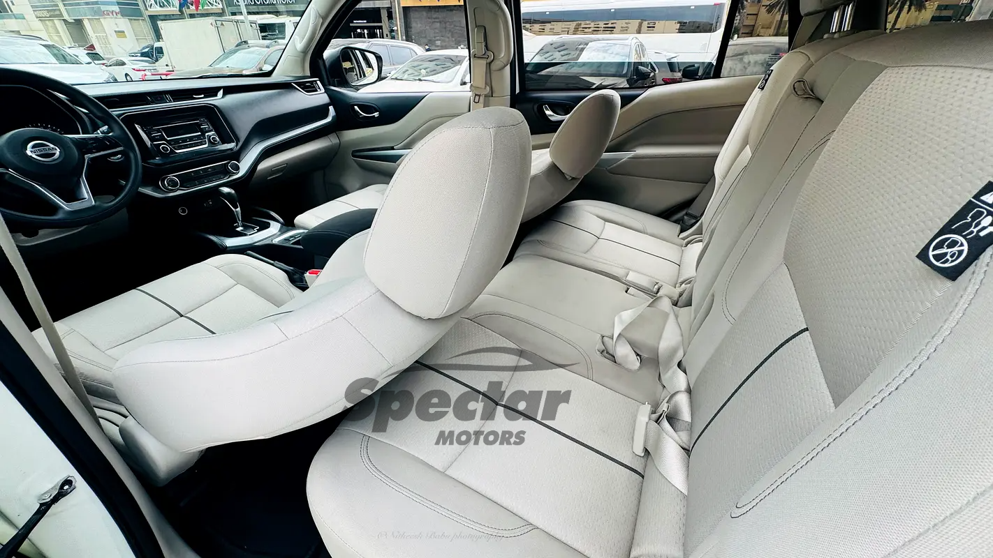 
								Nissan Xterra SE full									