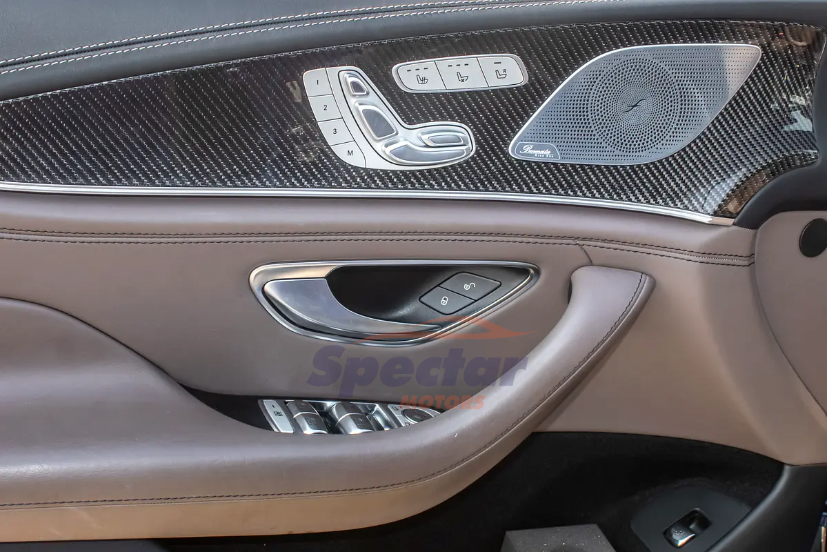 
								Mercedes-Benz AMG GT 63 S full									