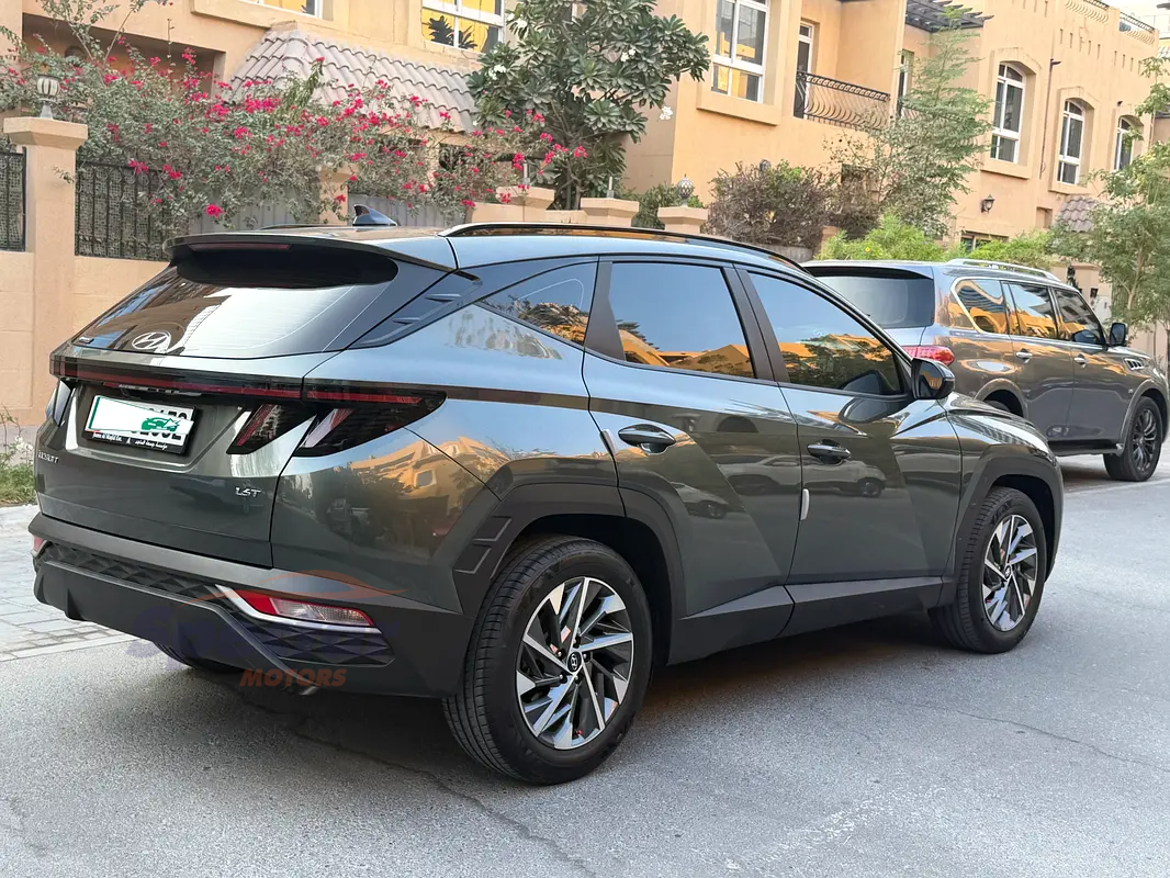 
								Hyundai Tucson Premium full									