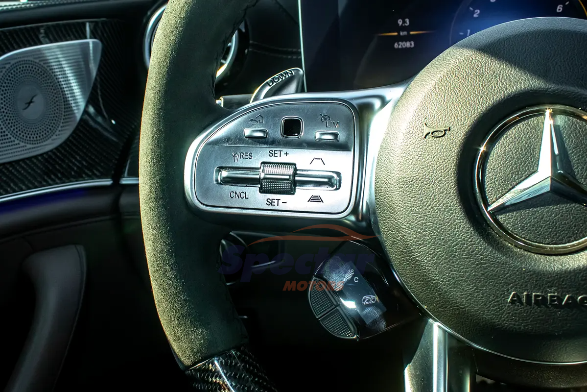 
								Mercedes-Benz AMG GT 63 S full									