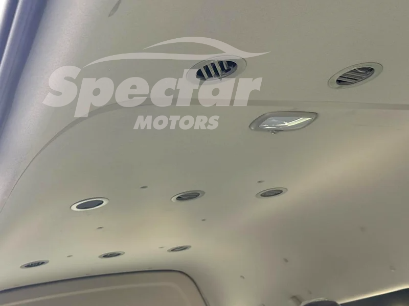 
								Foton View CS2 Mini Bus full									