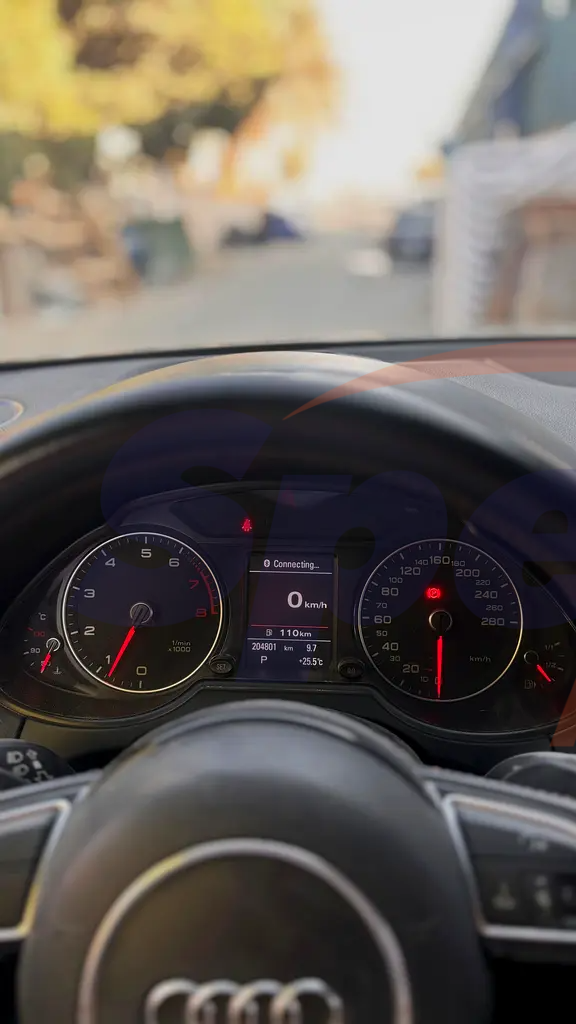 
								Audi Q5 3.0 TFSI quattro full									