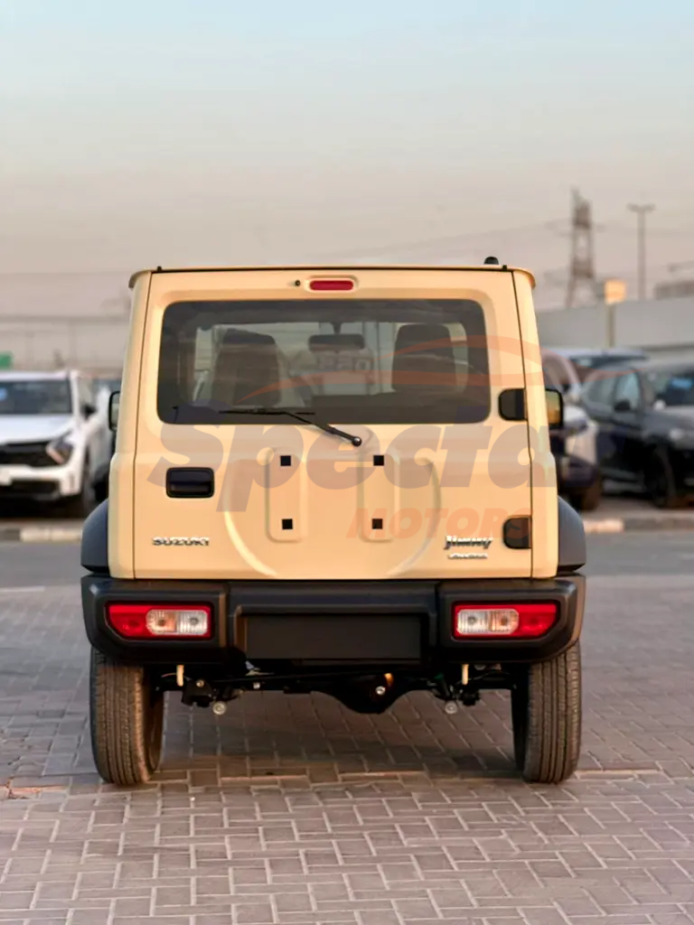 
								Suzuki Jimny GL full									