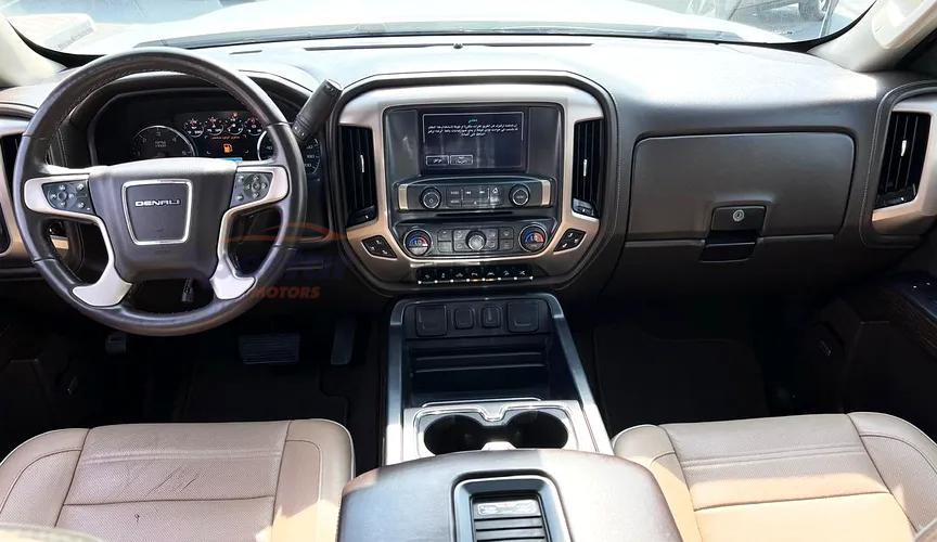 
								GMC Sierra Denali Ultimate full									
