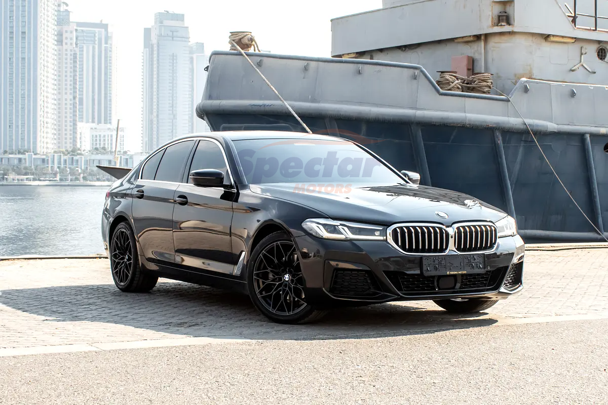 
								BMW 5-Series 520i M-Kit full									