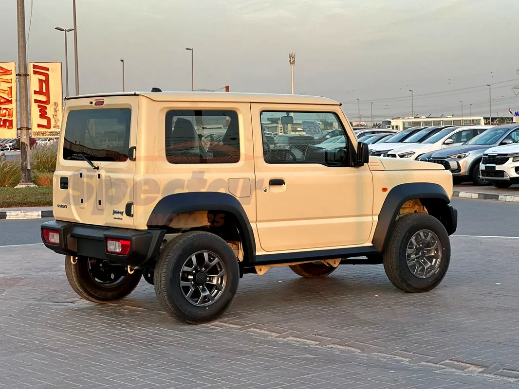 
								Suzuki Jimny GL full									