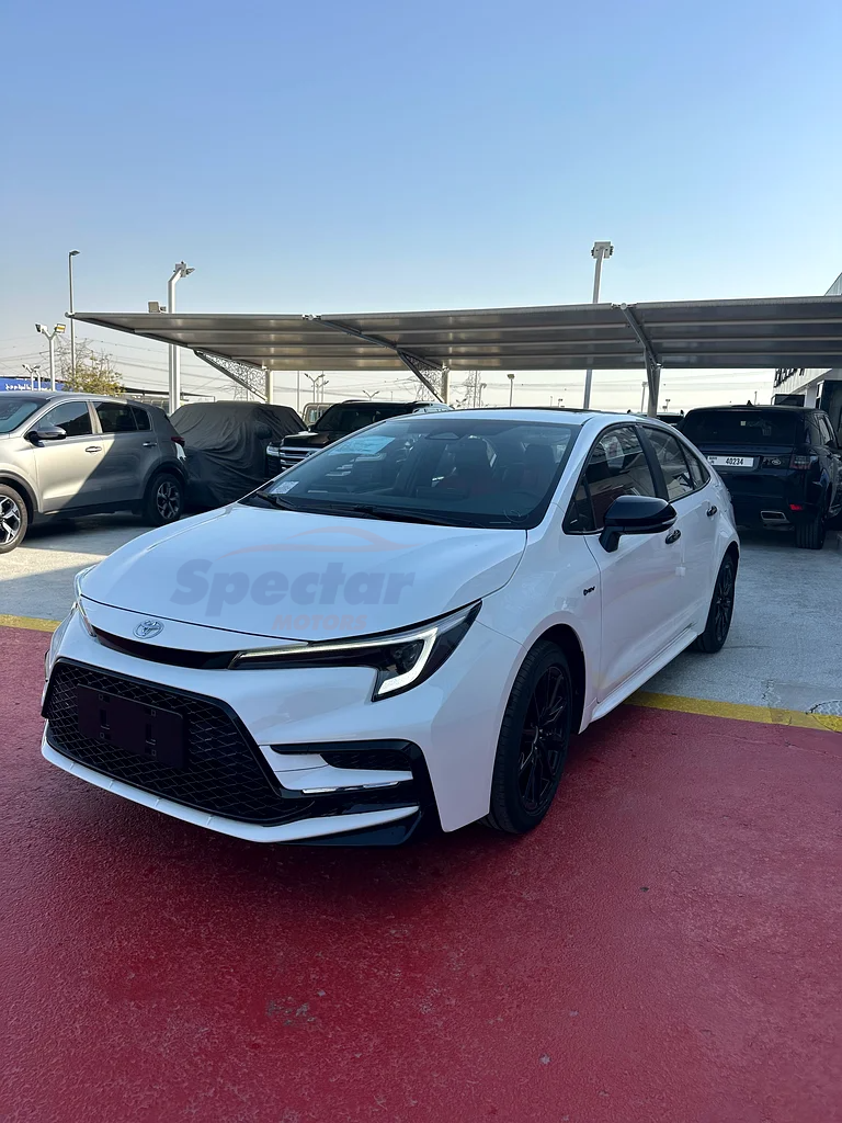 
								Toyota Corolla Sport full									