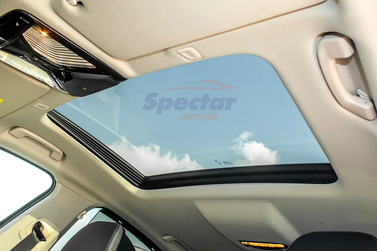 
								BMW 5-Series 520i M-Kit full									