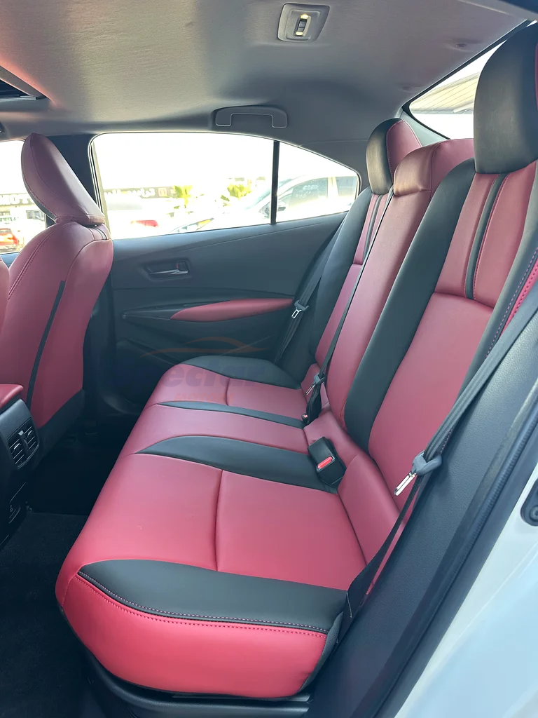 
								Toyota Corolla Sport full									