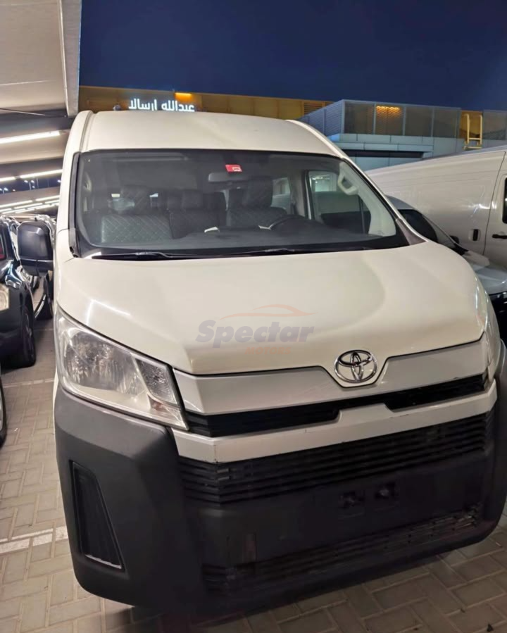 Toyota Hiace Highroof